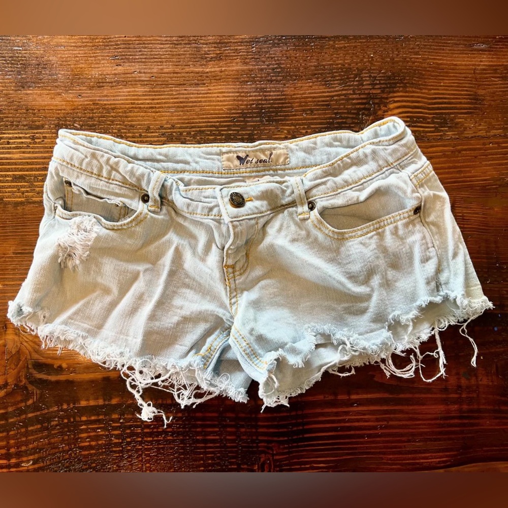 Wet Seal Distressed Denim Short Jean Shorts Size 1